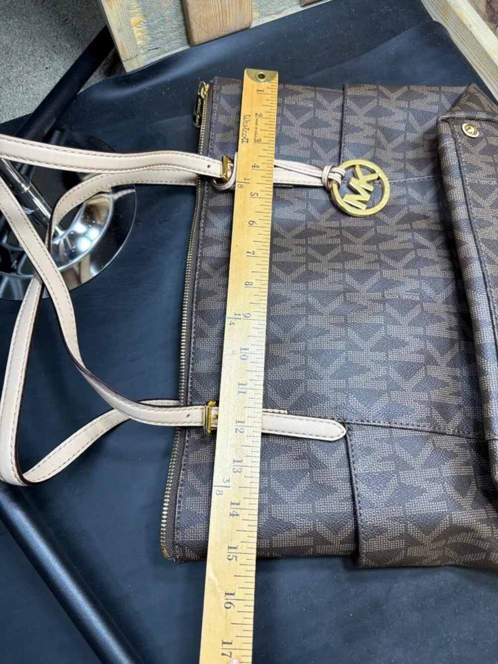 Michael Kors Jet Set Brown Signature Monogram Zip Tote Shoulder Bag Womens MK